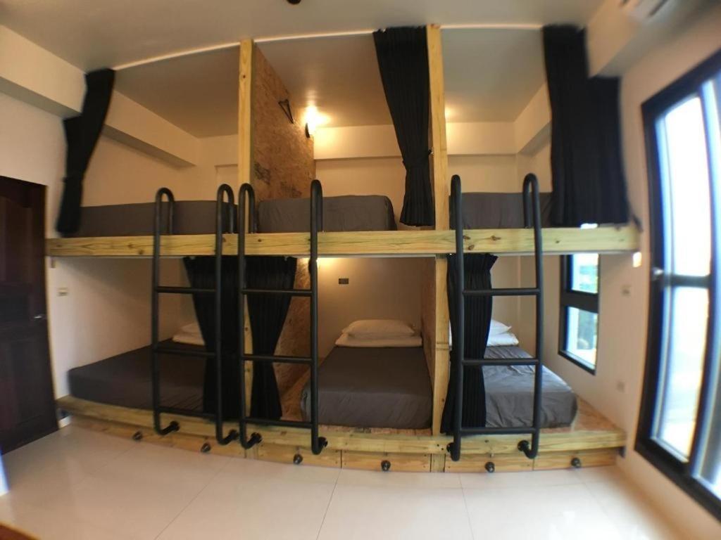Auberge de jeunesse Wave Backpackers à Toucheng Extérieur photo